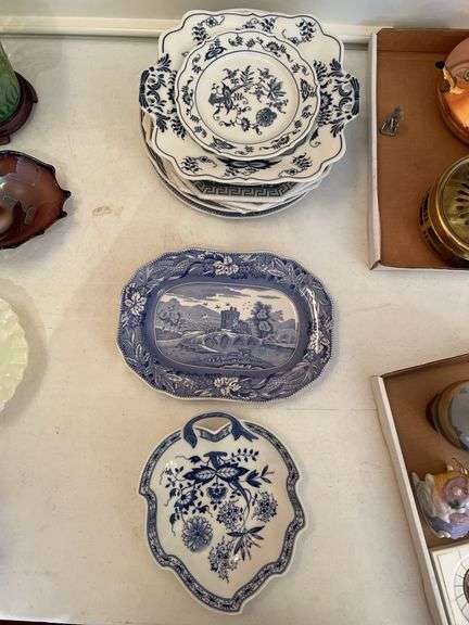 Lots of decorative plates. Includes Spode. Blue Danube. And more.