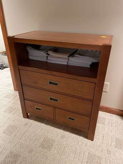 Modern 34 inch wide stand. ￼ basement easy loadout.