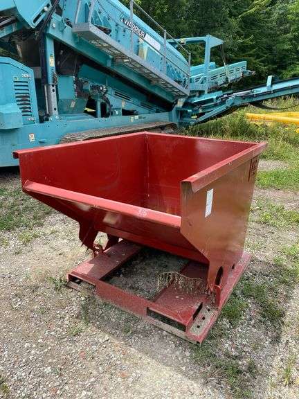 KC self dumping hopper