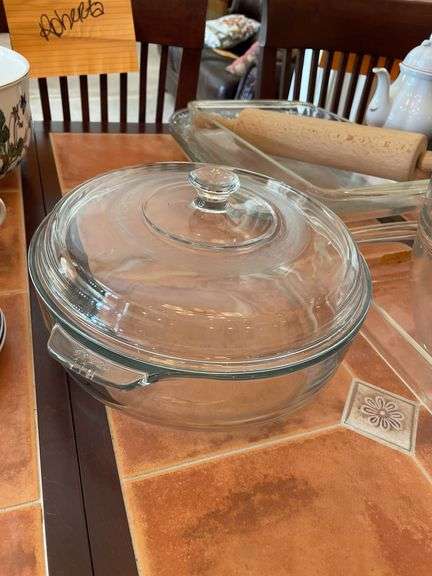 Kitchen. Cookware and Villeroy and Bach, tea, glasses, and saucers.