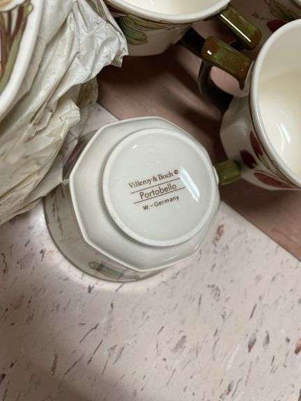 Villeroy and Boch Portobello pattern tea set. Lid on teapot is cracked.
