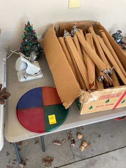 Aluminum Christmas tree in original box includes color wheel, also ceramic tree.