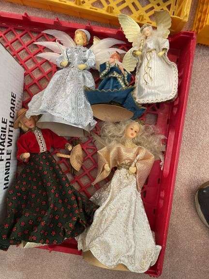 Living room. Large lot of dolls. Including Geppetto. Bisque face dolls. JFK’s son doll and a cherished Teddy.