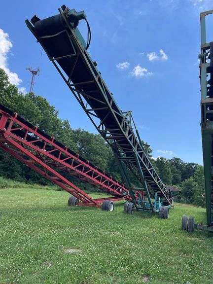 65 foot non-engine hydraulic powered portable, wheeled aggregate conveyor. -$1000 deposit. balance in ACH or certified check within 48 hours of auction close