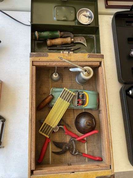 Vintage beverage crate, vintage oilers, and strong box, Car