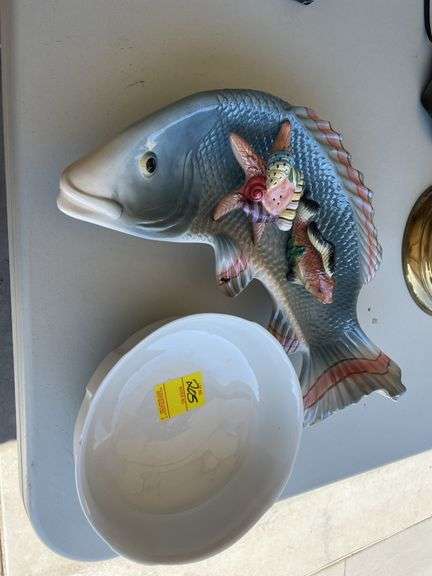 Majolica dish and salt and pepper with small bowl