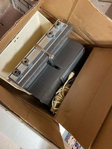 Large photography lot, including movie, projector, cameras, tripod. Miscellaneous.