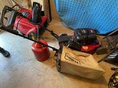 Toro 6.75 hp super recycler with bag and gas can. Not started Good compression looks very clean.