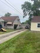 2 Bed, 1.5 Bath Home - 2144 Northwest BLVD, Warren, OH 44485