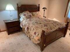 Queen size sealy bedroom set includes high-quality pillow, top mattress and box springs appears hardly used, high quality, LIBERTY, furniture, headboard, and frame, Liberty furniture nightstand and Crystal lamp. Easy loadout from walkout basement. Clean pet free home￼