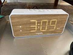 Kitchen. Apple TV and Copello clock.