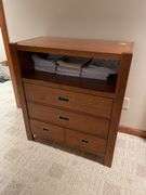 Modern 34 inch wide stand. ￼ basement easy loadout.