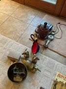 Cool decorative lot includes brass bookends, duck, barometer, vintage radio.