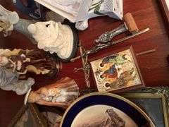 Den. Large lot of religious decor, figurines collectibles.