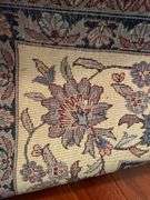 Den. 8 x 5 area rug.