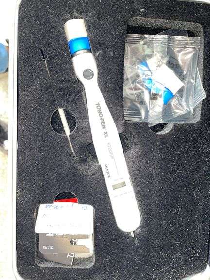Tono Pen XL by mentor with tip covers