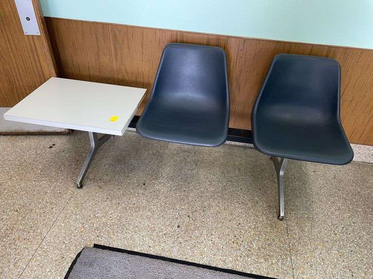 6 ft retro seating unit