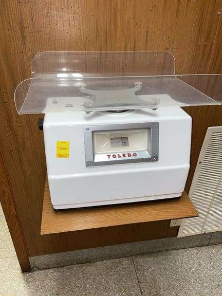 Toledo scale goes up to 30 pounds