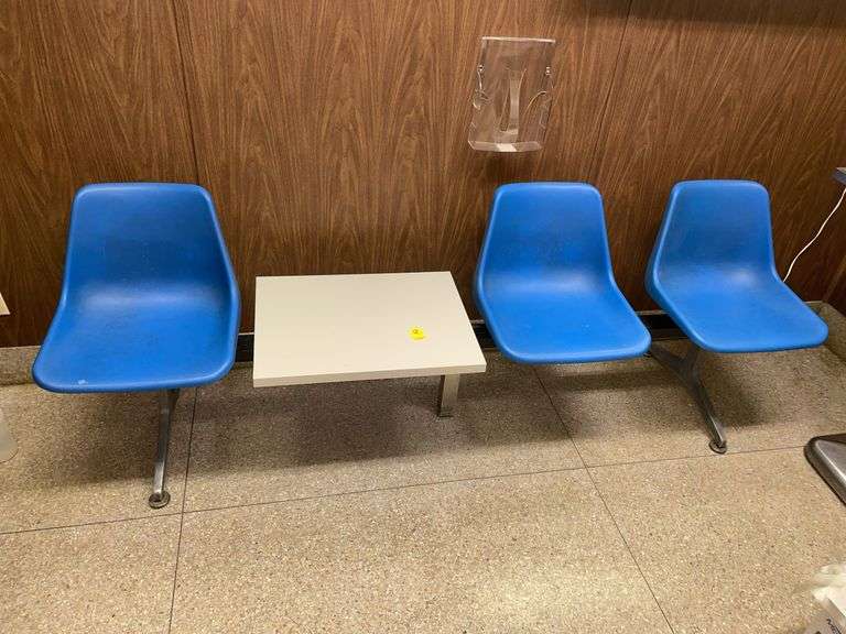 Retro tandem waiting room seating.