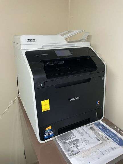 Brother MFC – 8600CDW printer, document station. Color.