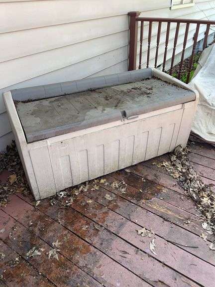 Outstanding by KETER plastic outdoor storage bin. Approximately 59 inches long 24 inches tall. Just needs cleaned up and it’s like new.