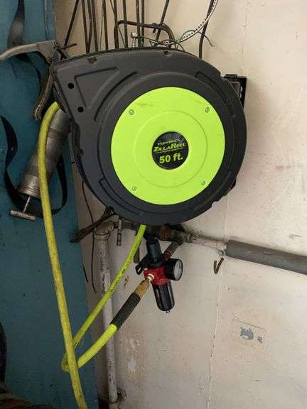 Pneumatic 50 foot hose reel also includes separate pneumatic hose.