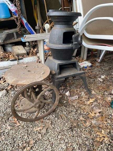 Cast wood-burning stove and primitive gear lift