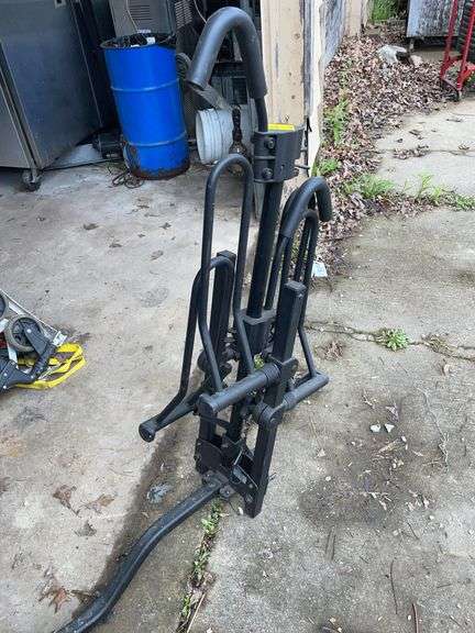 Standing bike rack hitch mount