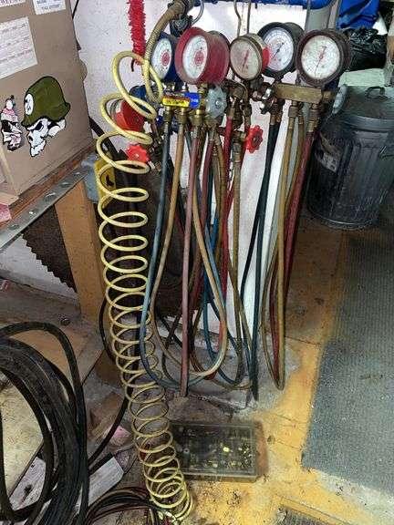 Lot of guaged hoses and heads