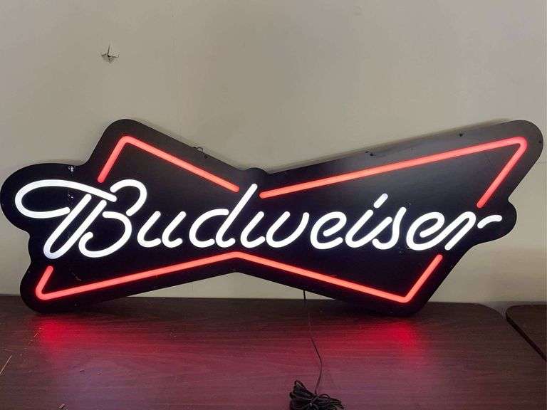 Bidding Closed! Online Contents Auction: Neon, Beer & Bar Signs, Sound Equipment & More! - Austintown, OH