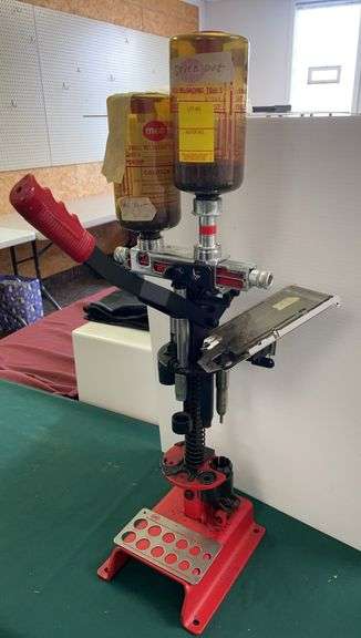 MEC 600 Jr. Mark V shotshell reloading press
