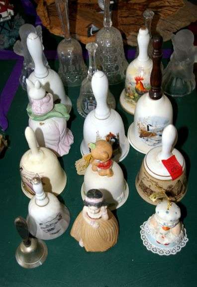 18 Dinner Bells