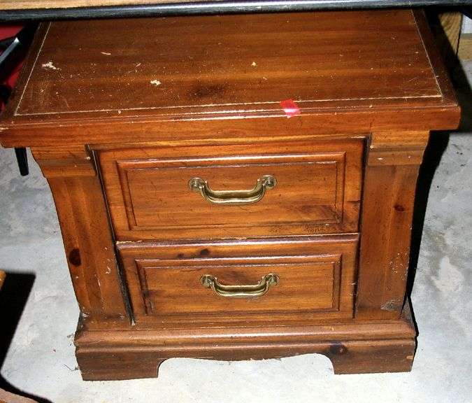 2 Drawer Night Stand