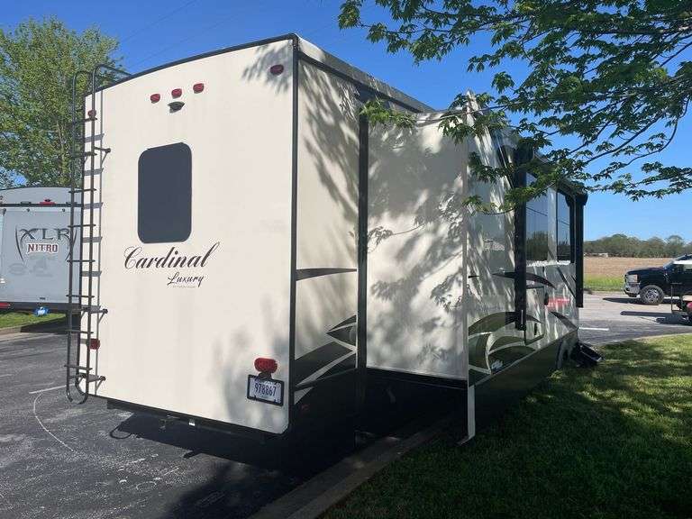 2021 FOREST RIVER CARDINAL LUXURY 390FBX Camping World