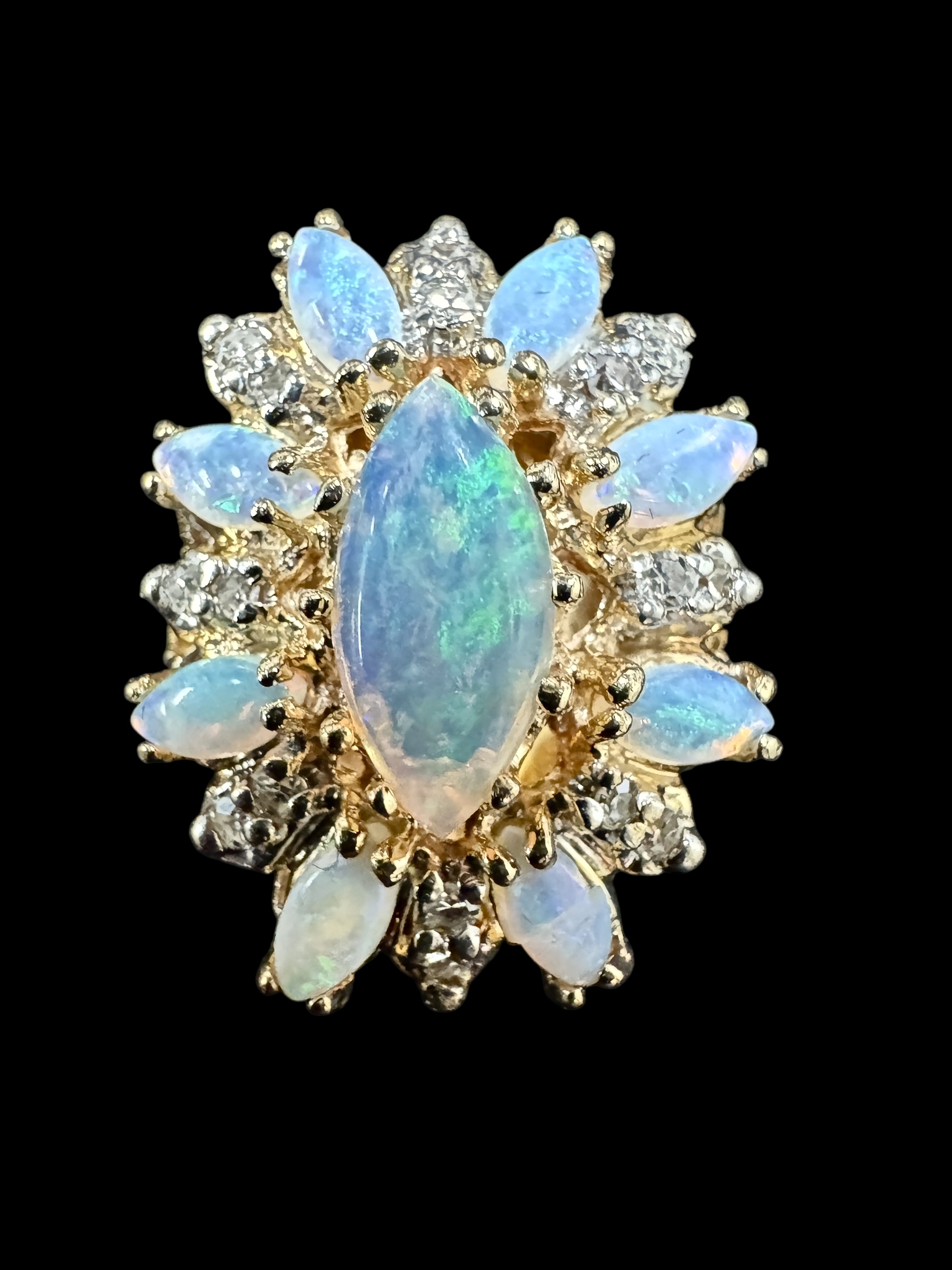 Opal Ring in 14k yellow gold