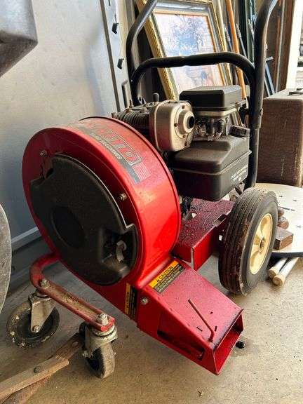 M&D Yard Blower Machine