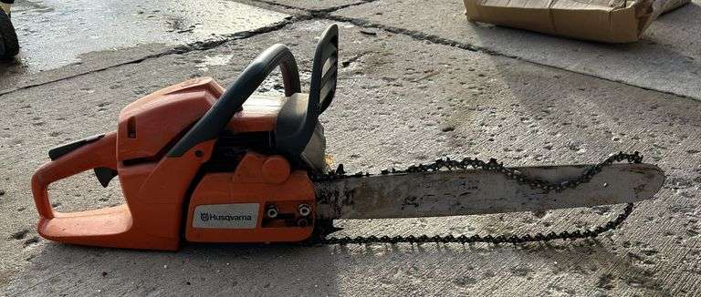 Husqvarna 455 Rancher Chainsaw