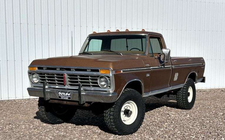 1975 Ford F250 Ranger XLT Hiboy 4x4