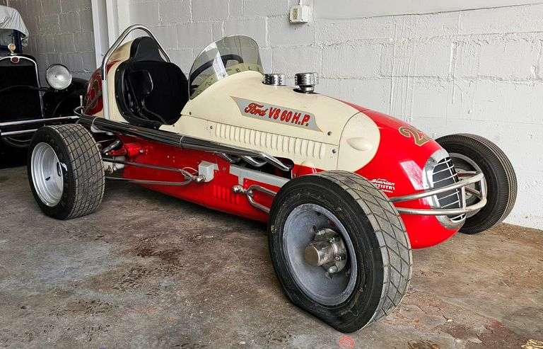 1948 Kurtis Kraft Midget Racer