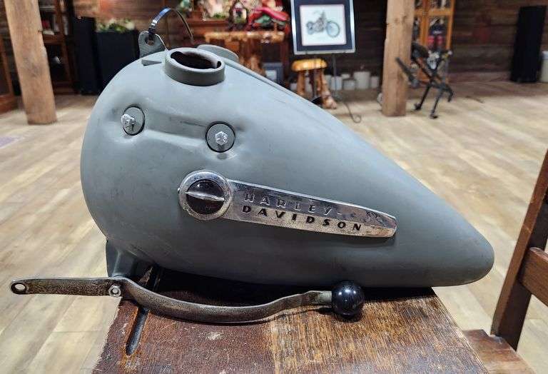 Harley-Davidson Gas Tank Set