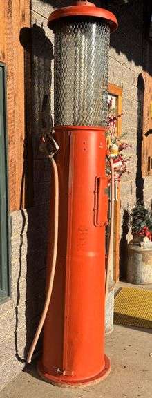 Ideal Visible Gas Pump