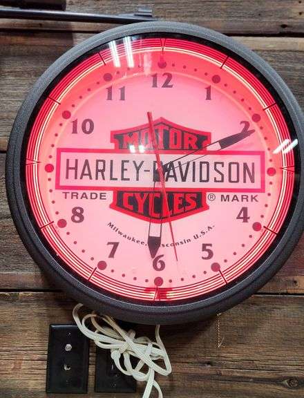Harley-Davidson Neon Clock
