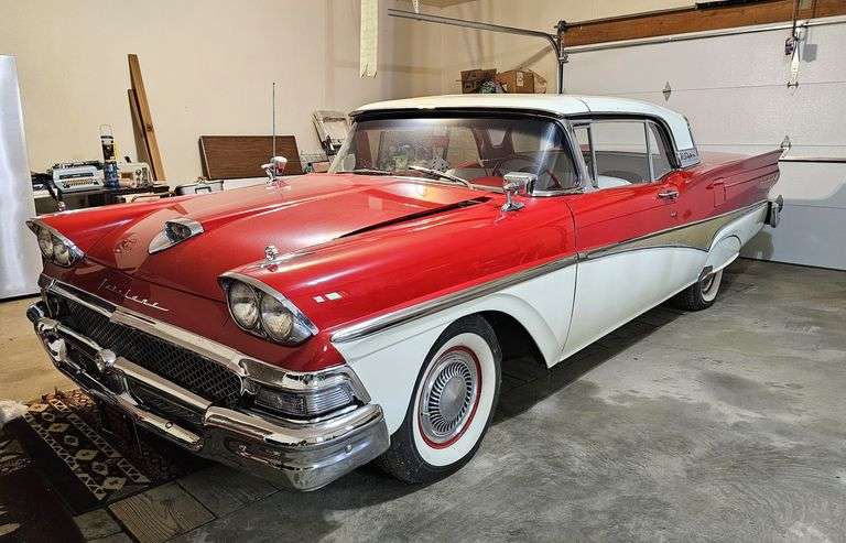 1958 Ford Fairlane 500 Skyliner Retractable
