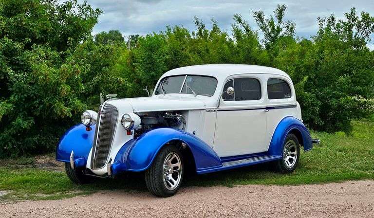 1936 Chevrolet 2 Door Sedan