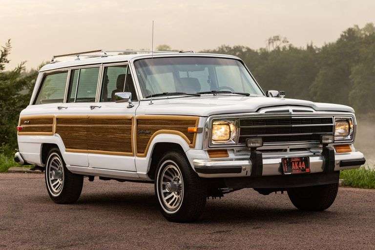 1989 Jeep Grand Wagoneer