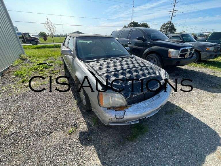2005 CADILLAC DEVILLE W/ 4.6L