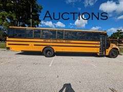 2007 THOMAS C2 W/ MERCEDES-BENZ 7.4L