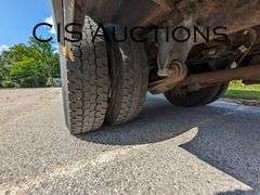 2007 THOMAS C2 W/ MERCEDES-BENZ 7.4L