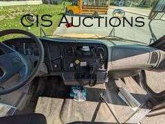 2007 THOMAS C2 W/ MERCEDES-BENZ 7.4L