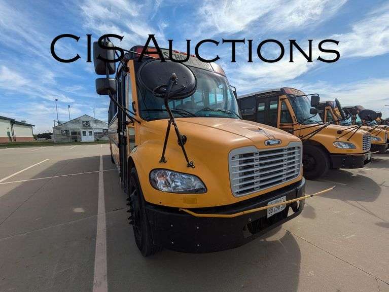 2016 THOMAS C2 W/CUMMINS 6.7L